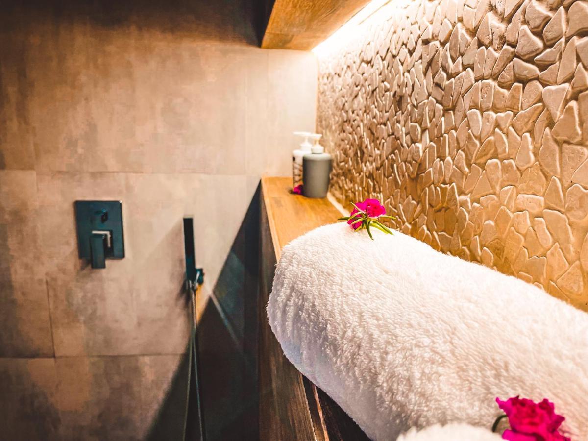 Zanzibella Hotel & Spa Kiwengwa  Dış mekan fotoğraf Bathroom
